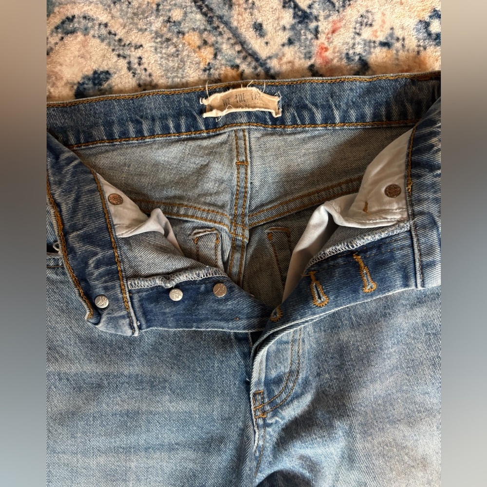 Free People Distressed Jeans - Picture 4 of 6